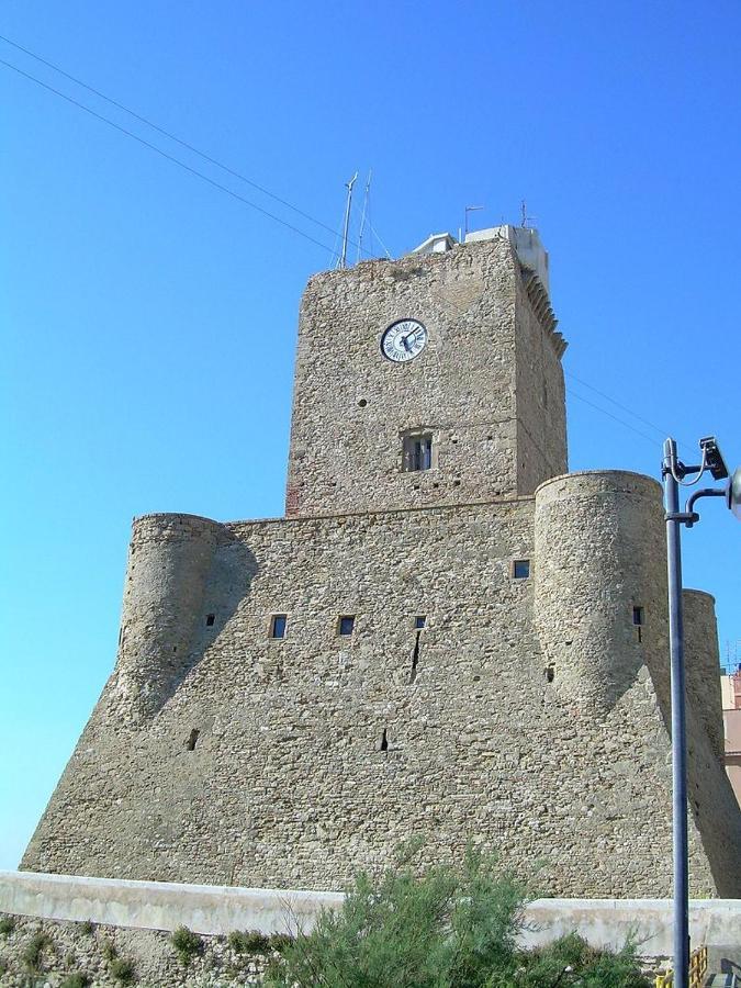 Room 369 Termoli Luaran gambar