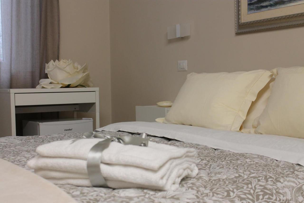 Room 369 Termoli Luaran gambar