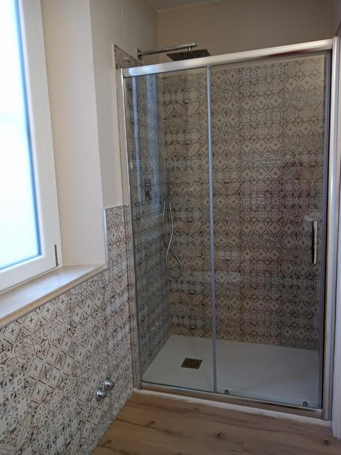 Room 369 Termoli Luaran gambar