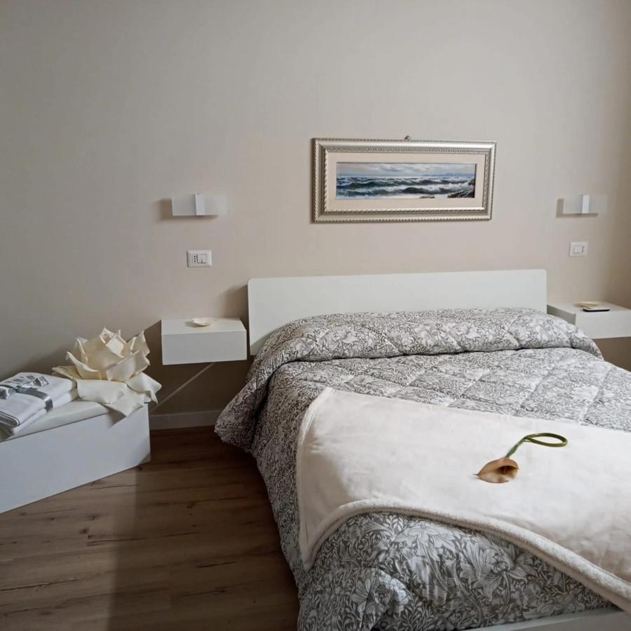 Room 369 Termoli Luaran gambar