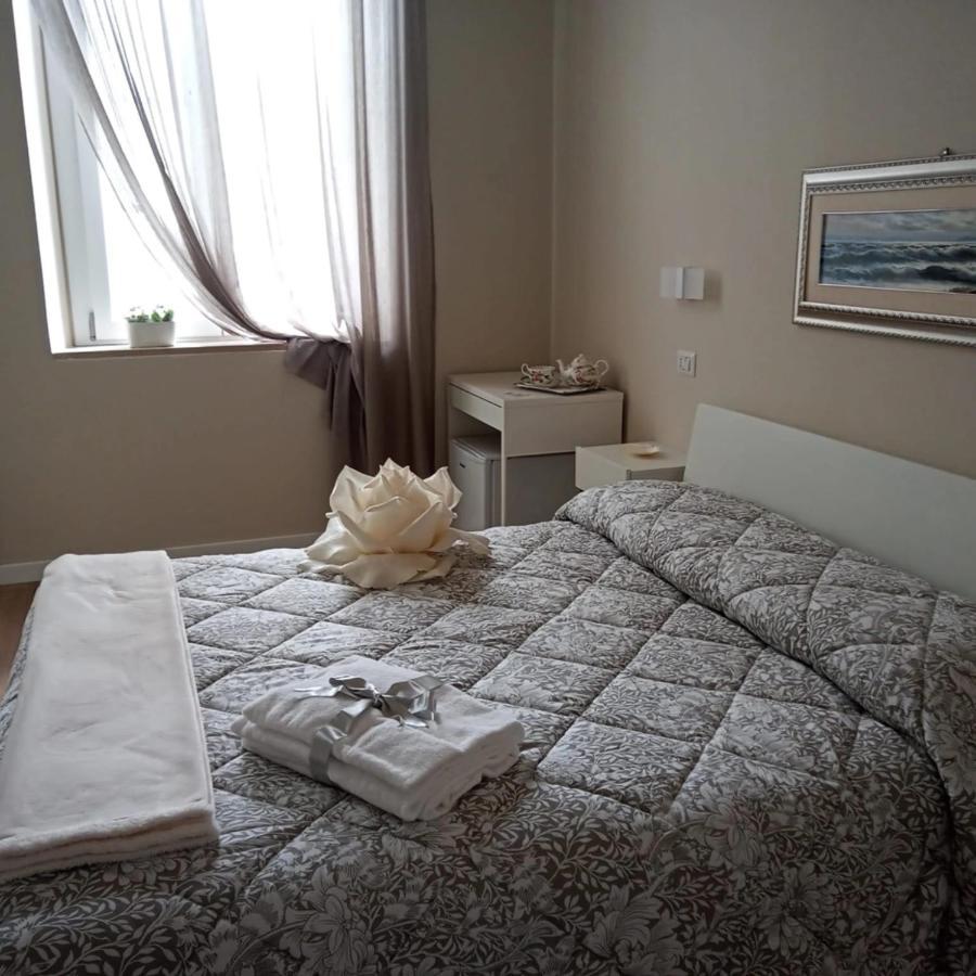 Room 369 Termoli Luaran gambar